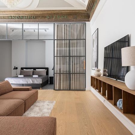 Unique 3 Bedroom Apartment In Vibrant Frederiksberg Копенгаген Экстерьер фото