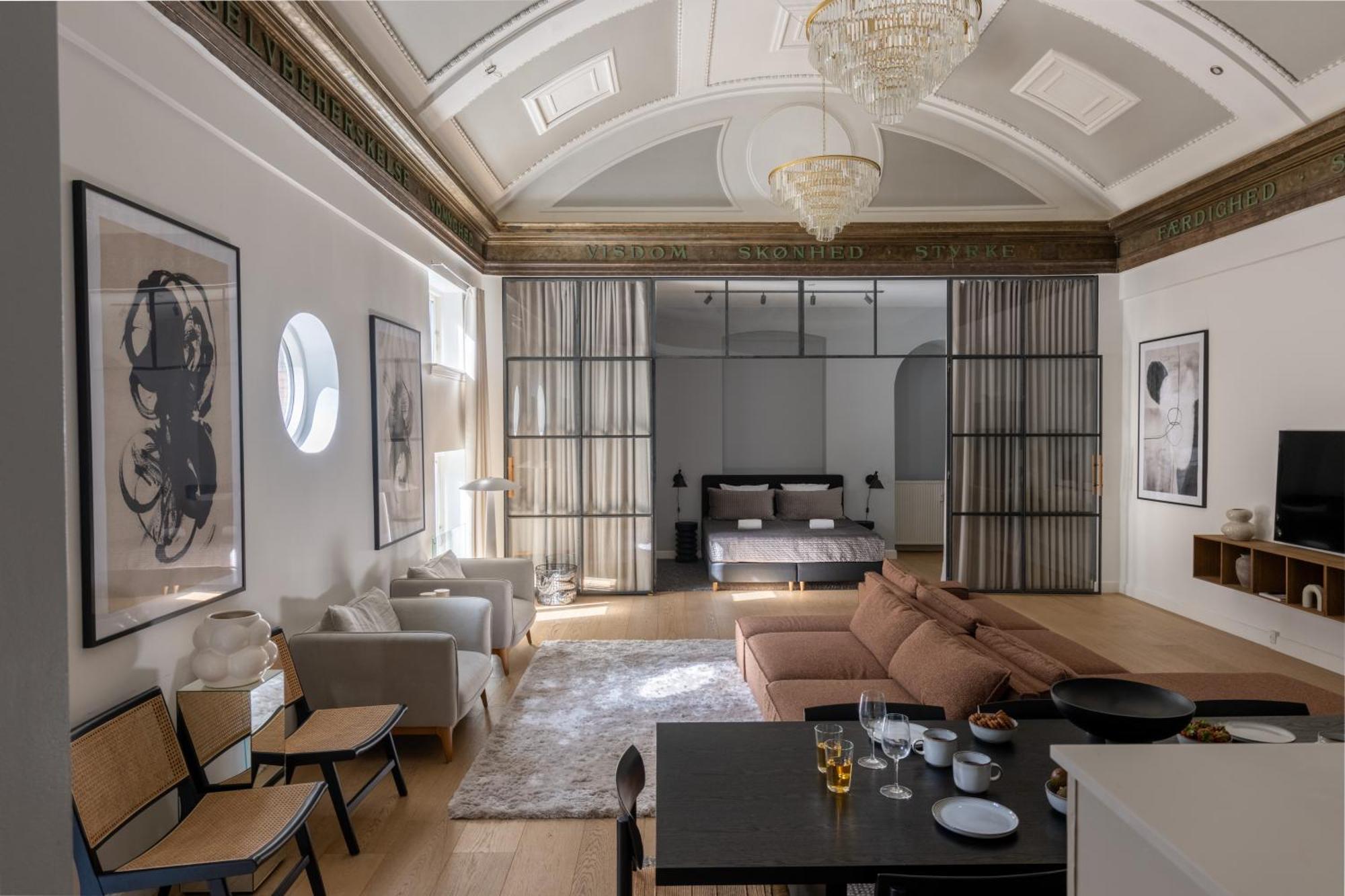 Unique 3 Bedroom Apartment In Vibrant Frederiksberg Копенгаген Экстерьер фото