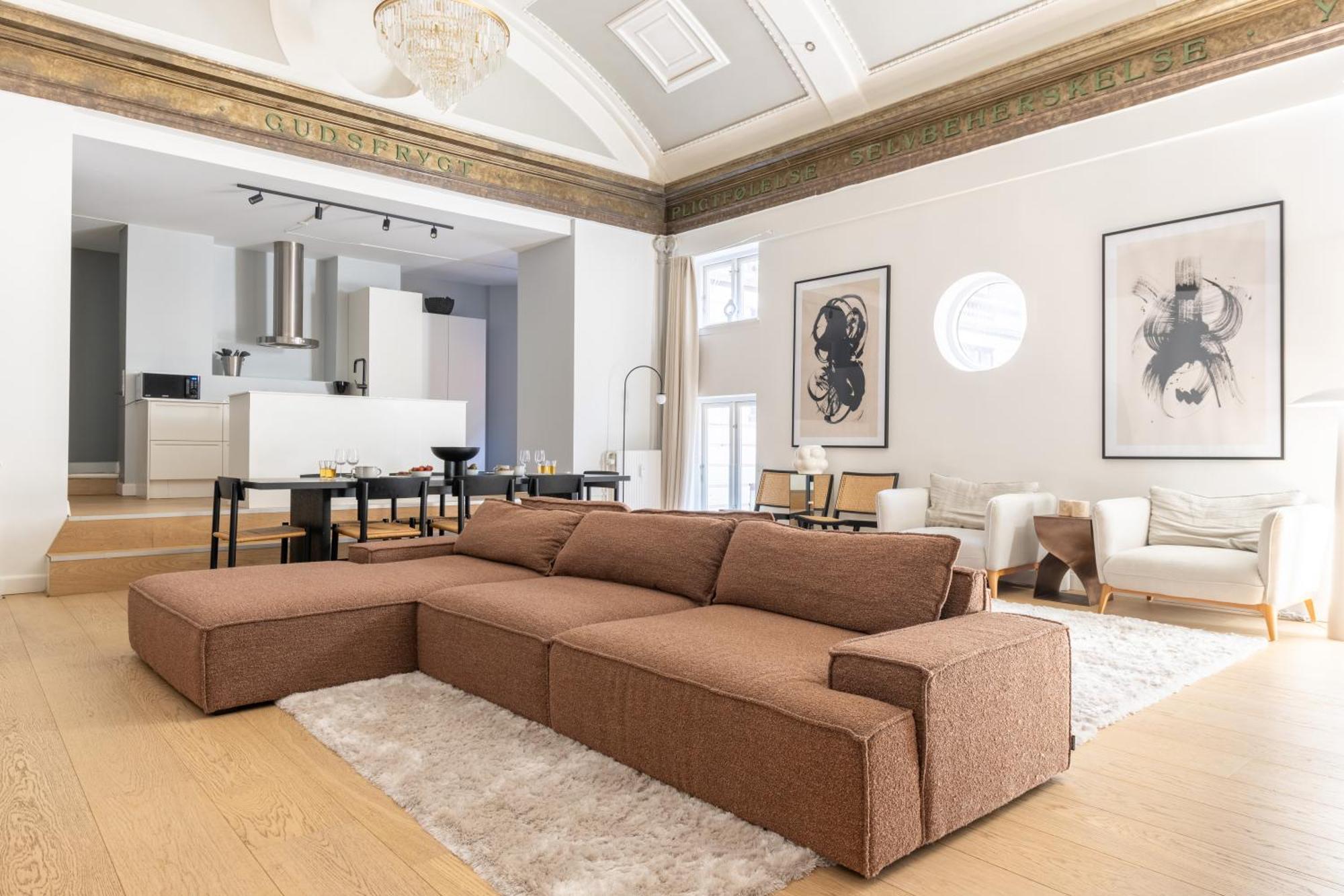 Unique 3 Bedroom Apartment In Vibrant Frederiksberg Копенгаген Экстерьер фото